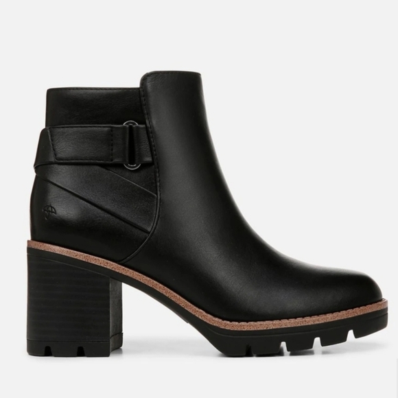 Naturalizer Madalynn Strap Water Repellent Ankle Lug Bootie Size 9.5 - Picture 1 of 11